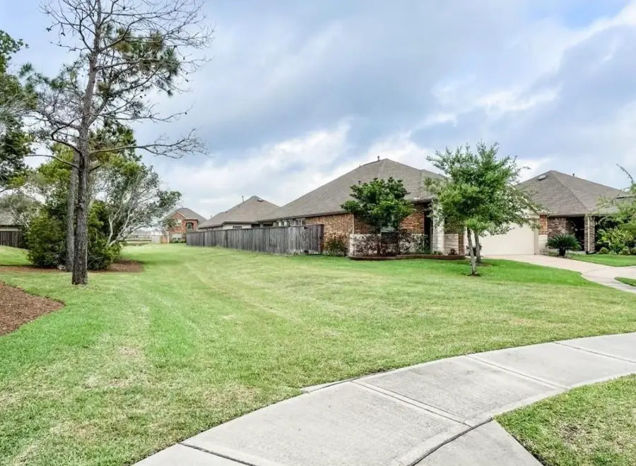 516 Fieldhaven Court, La Marque, TX 77568 - #2