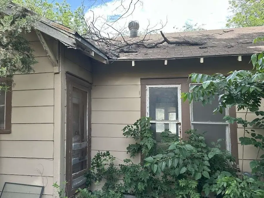 1512 4th Street, Brownwood, TX 76801 - Image #2