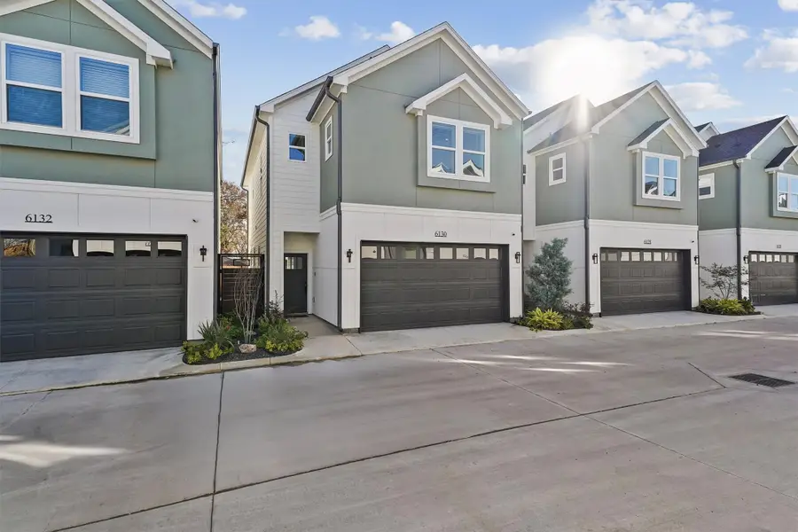 6128 Endeavor Heights Road, Houston, TX 77091 - #2