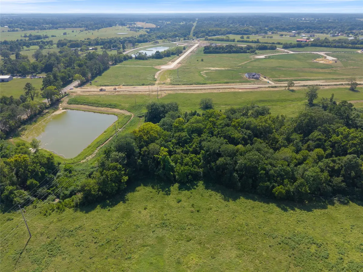 128 Seguin Dr, New Waverly, TX 77358 - Image #1