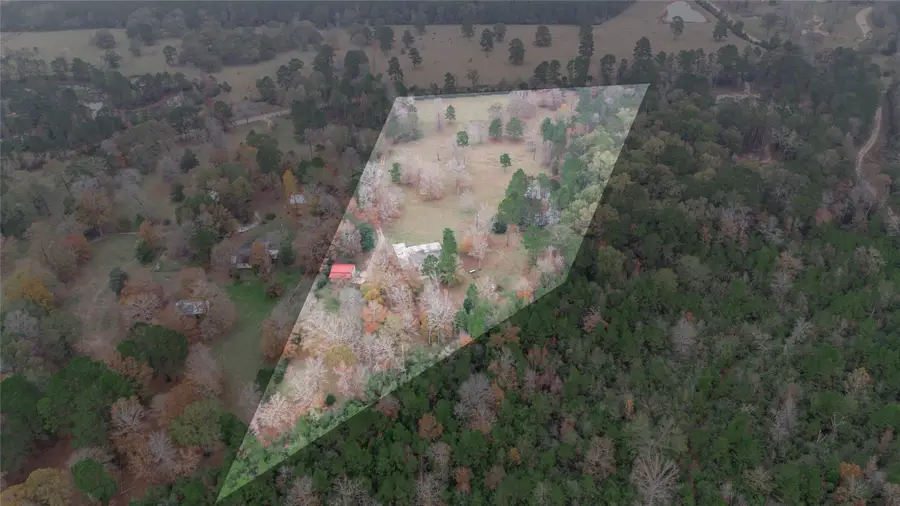 1016 E Capps Road, Livingston, TX 77351 - Image #2