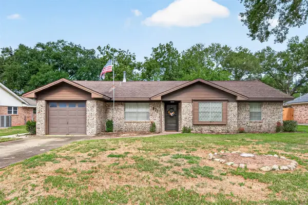 821 Bernard Avenue, Rosenberg, TX 77471