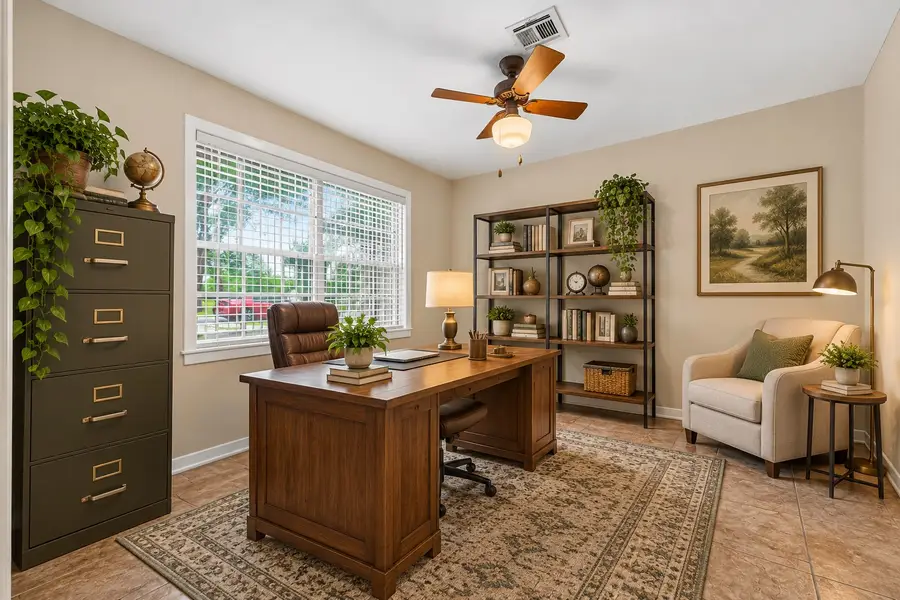 821 Bernard Avenue, Rosenberg, TX 77471 - #3