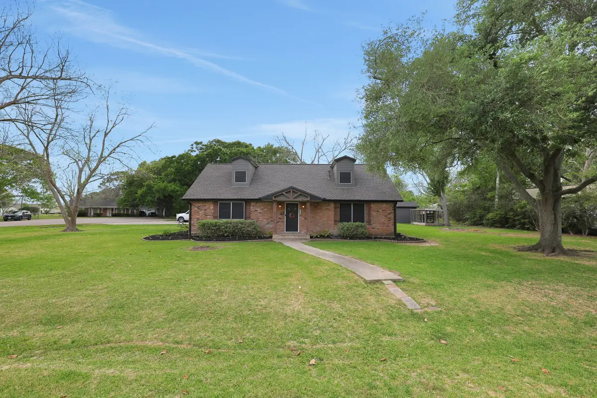 5133 Riverview Drive, Alvin, TX 77511 - #1