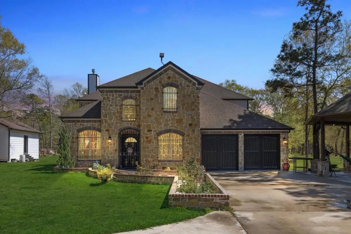 826 Oak Bend Lp, Cleveland, TX 77328 - #1