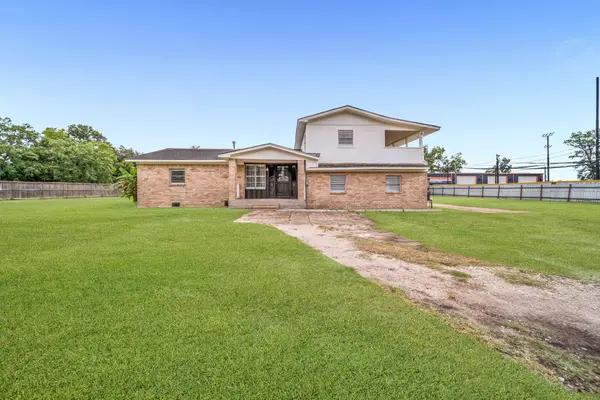 5902 Martha Lane, Houston, TX 77396