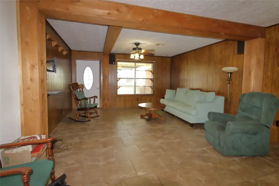 2712 Whispering Pines Street, Baytown, TX 77521 - #2