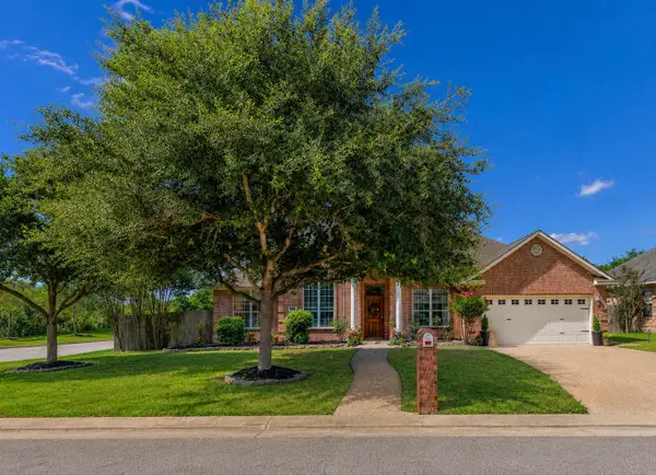 2401 Newark Circle, College Station, TX 77845