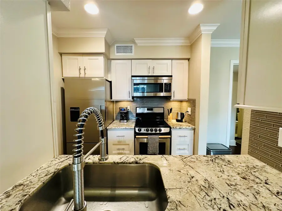 3402 Garrott Street #16, Houston, TX 77006 - #3
