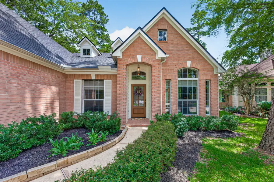 10 Belcarra Place, The Woodlands, TX 77382 - #3