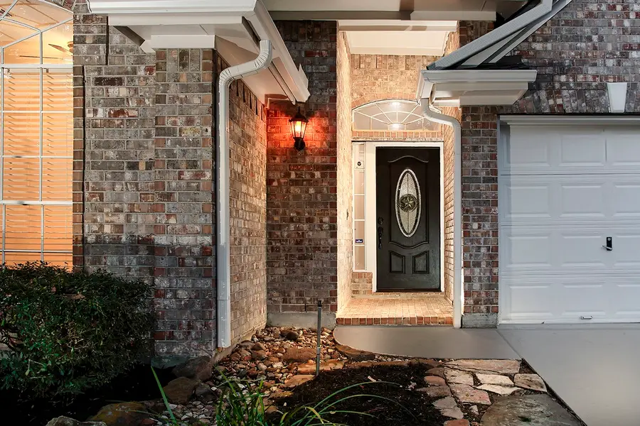 87 N Crossed Birch Place, The Woodlands, TX 77381 - Image #3