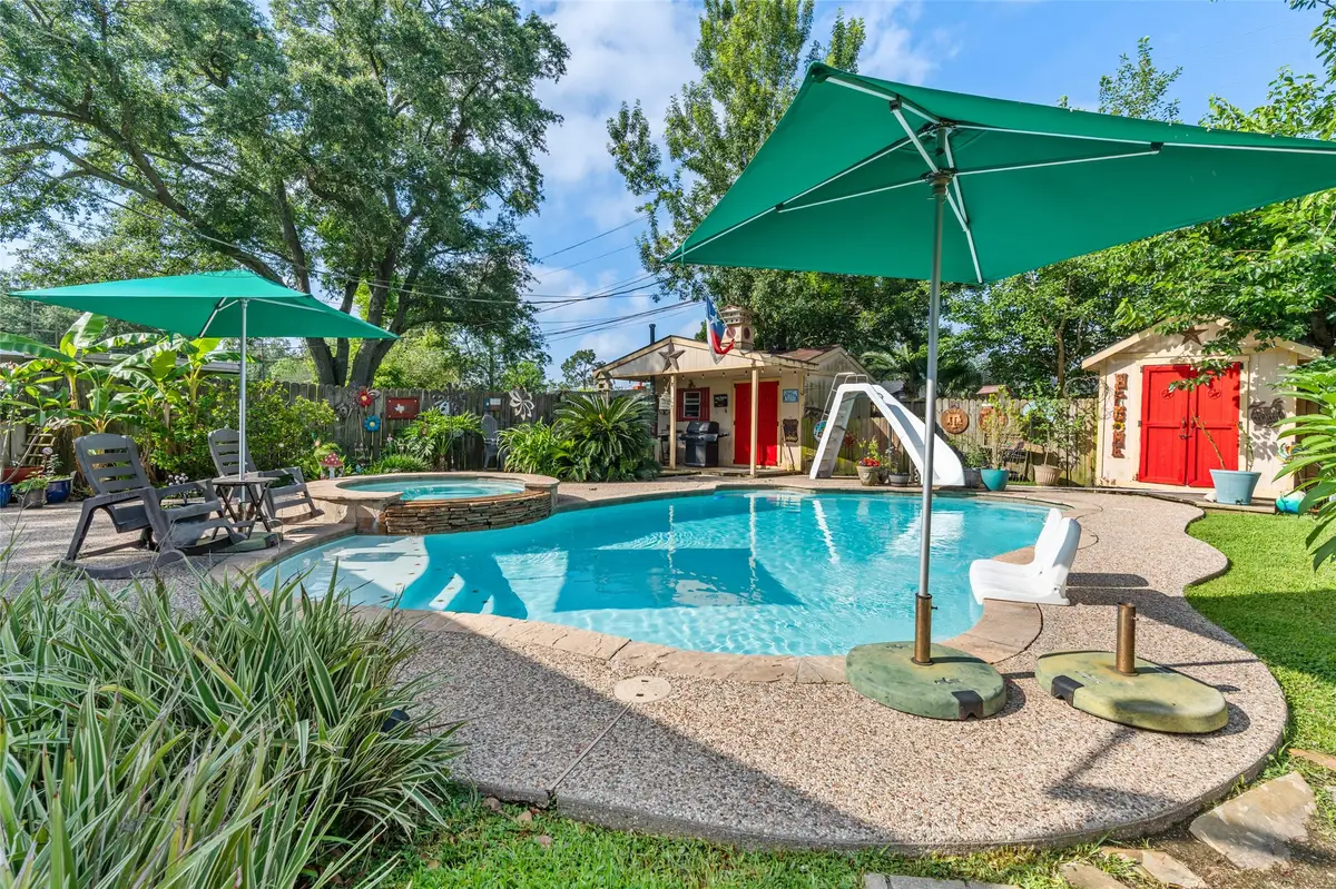 609 David Avenue, League City, TX 77573 - #1