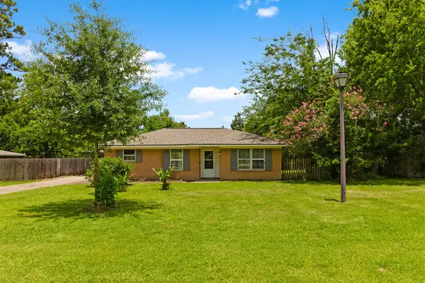 18108 Wild Oak Drive, Houston, TX 77090