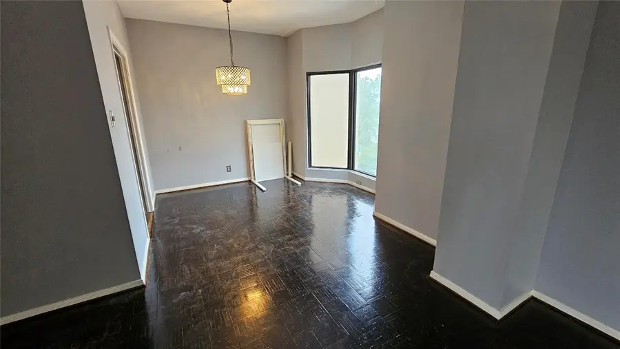 661 Bering Drive #407, Houston, TX 77057 - #3