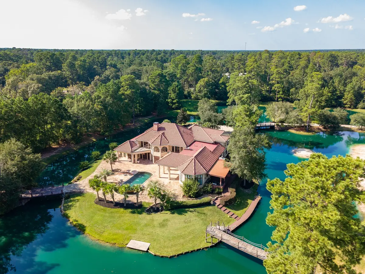 9011 Breckenridge Drive, Magnolia, TX 77354 - Image #1