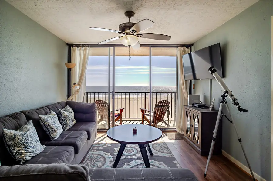 11945 Termini San Luis Pass Road #202, Galveston, TX 77554 - Image #3