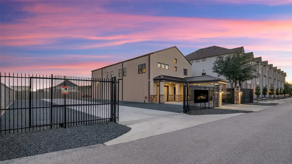 4119 Allen St, Houston, TX 77007 - #1