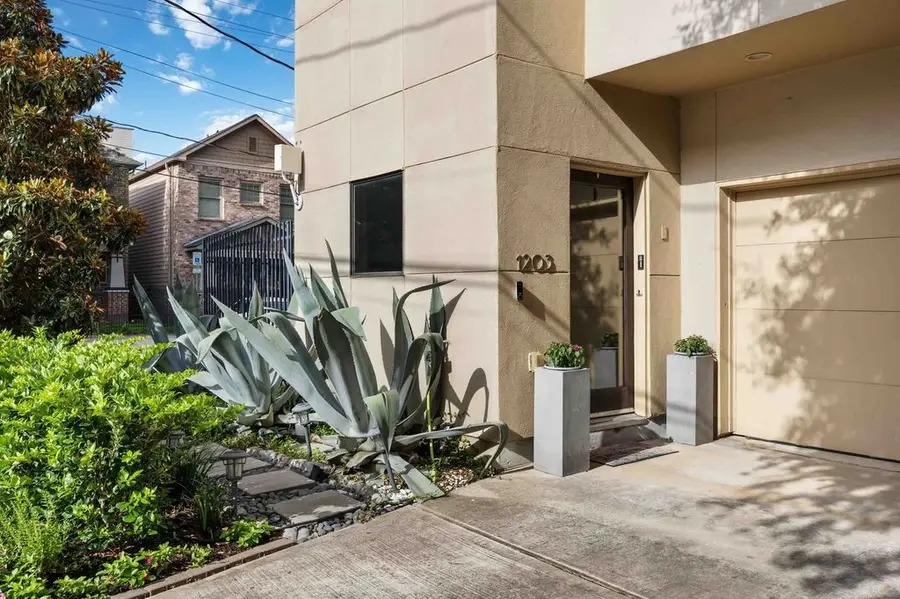 1203 Studer Street, Houston, TX 77007 - Image #3