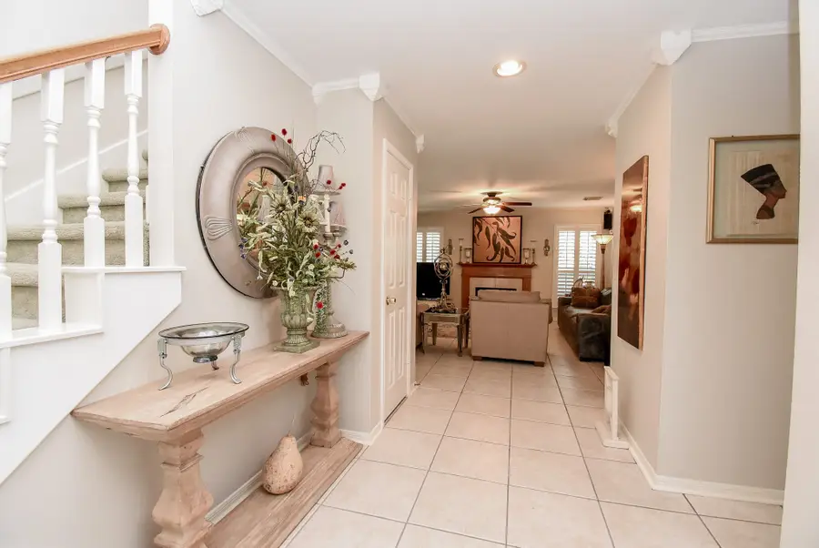 222 High Meadows Drive, Sugar Land, TX 77479 - #3