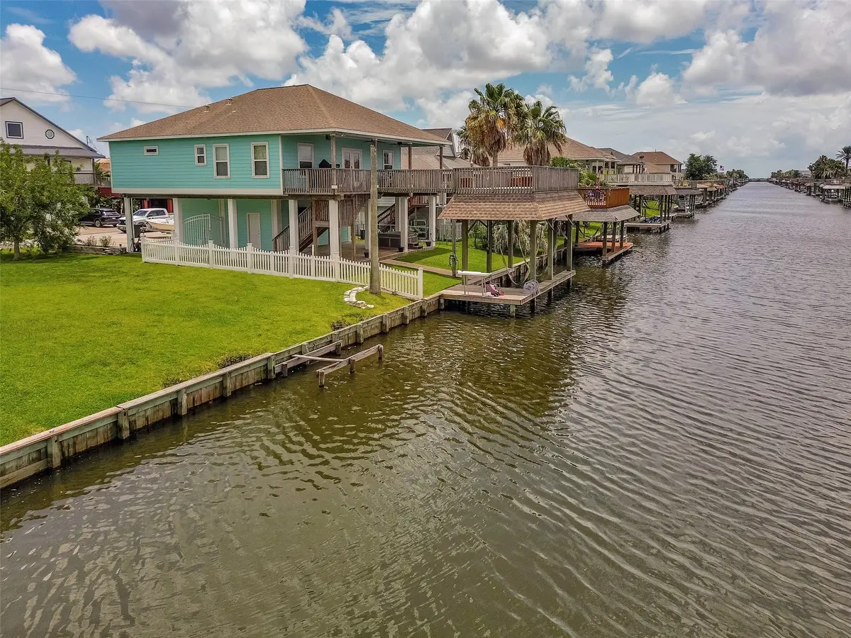 712 Marlin, Hitchcock, TX 77563 - Image #1