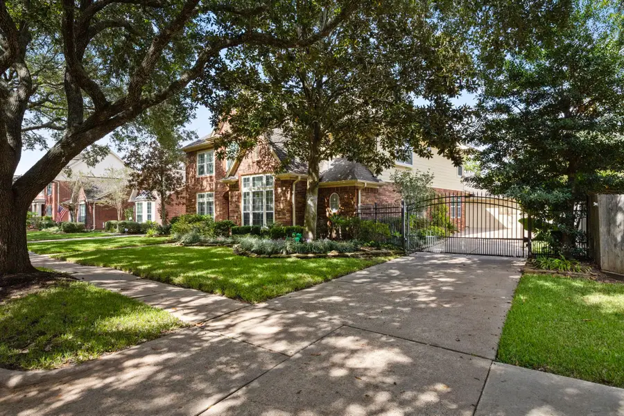 4447 Balboa Drive, Sugar Land, TX 77479 - Image #3