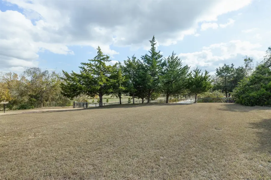 6885 Gibbs Creek Road, Chappell Hill, TX 77426 - Image #2