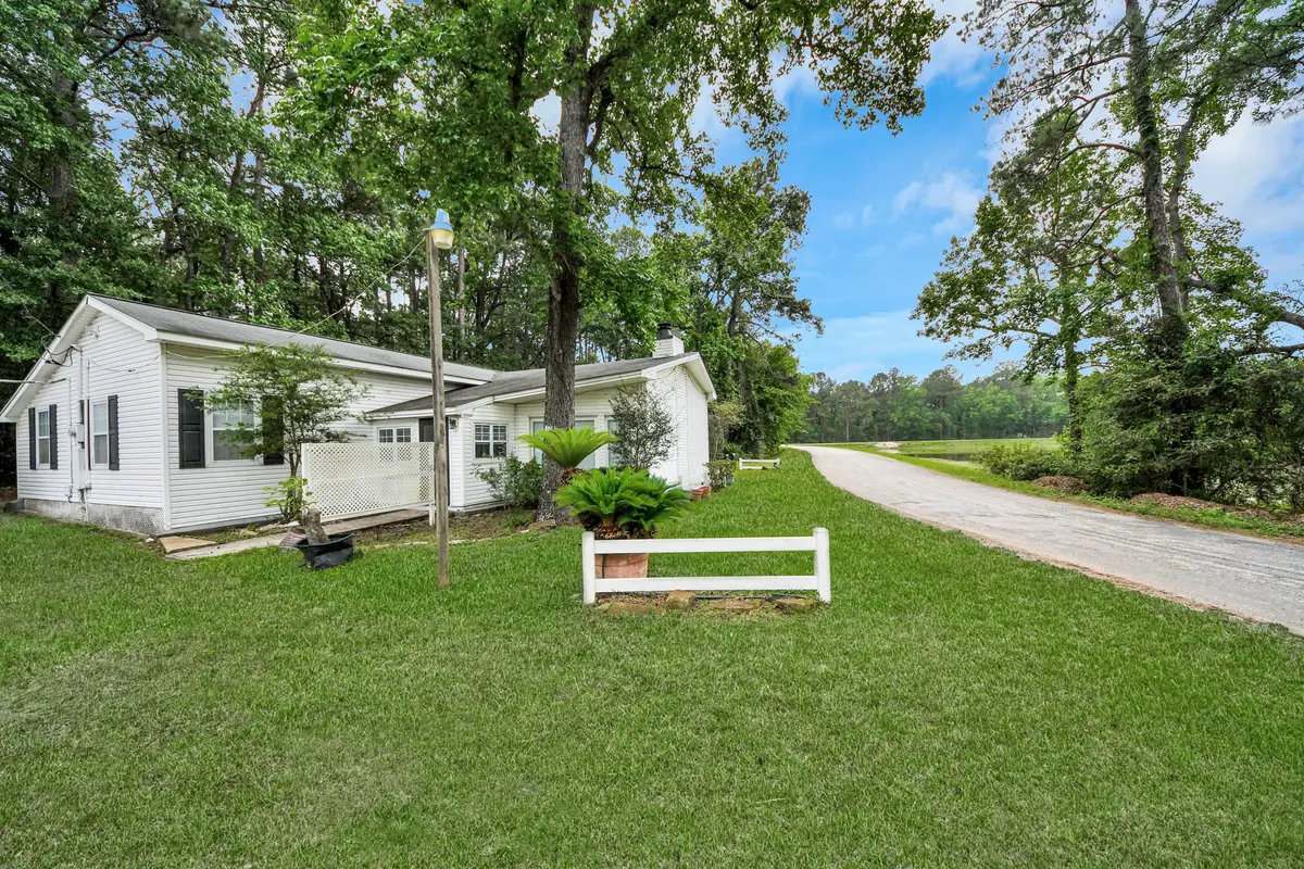 41 Lakeview, New Waverly, TX 77358 - #1