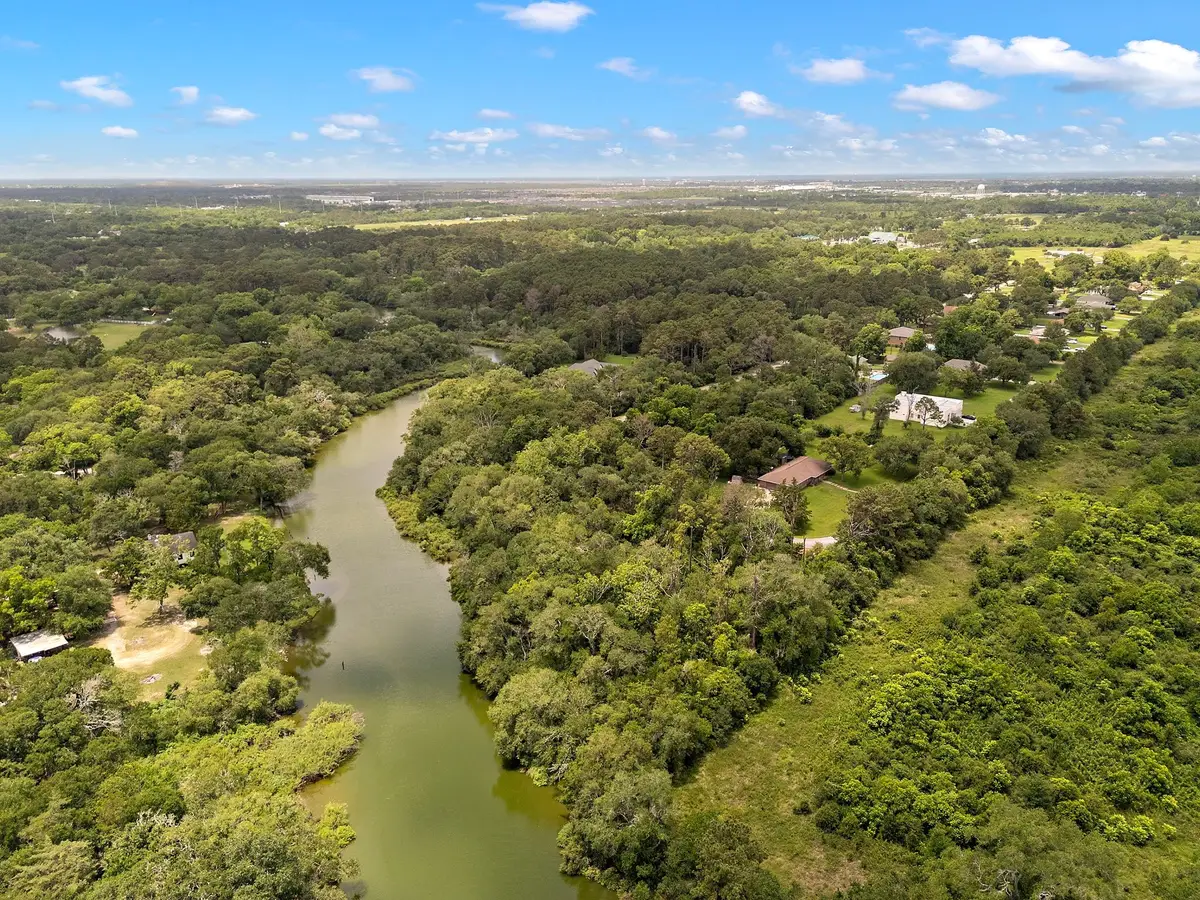 000 Tba, Hitchcock, TX 77563 - Image #1