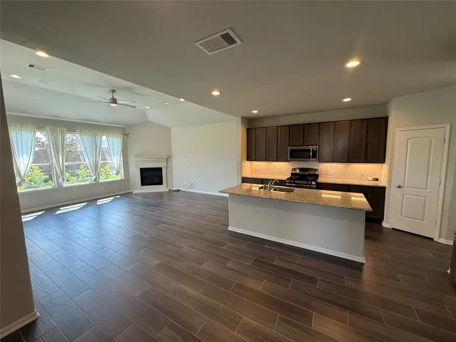 8827 Early Morning Way, Rosharon, TX 77583 - #3