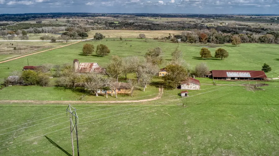 6405 Lorena Lane, Burton, TX 77835 - Image #3