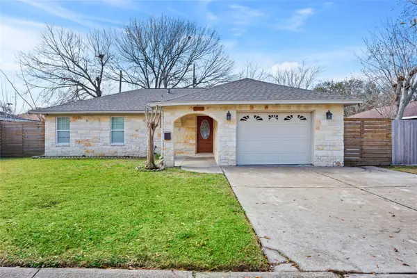 2108 Basket Street, Pasadena, TX 77502