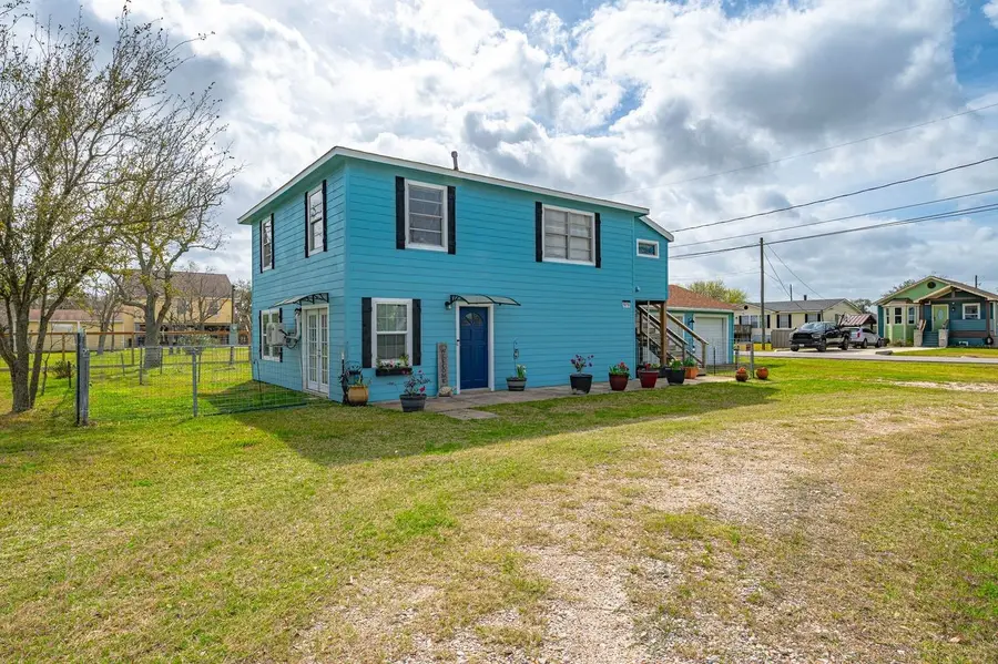 1619 Fm 517 Road E, Dickinson, TX 77539 - #2