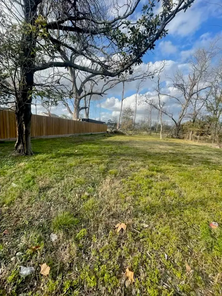 5013 Pardee Street, Houston, TX 77026 - Image #2