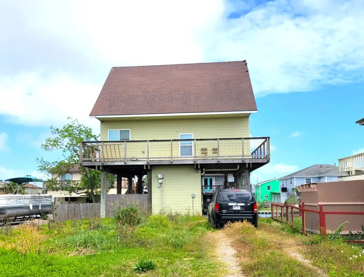 7115 Stingray Street, Hitchcock, TX 77563 - #1