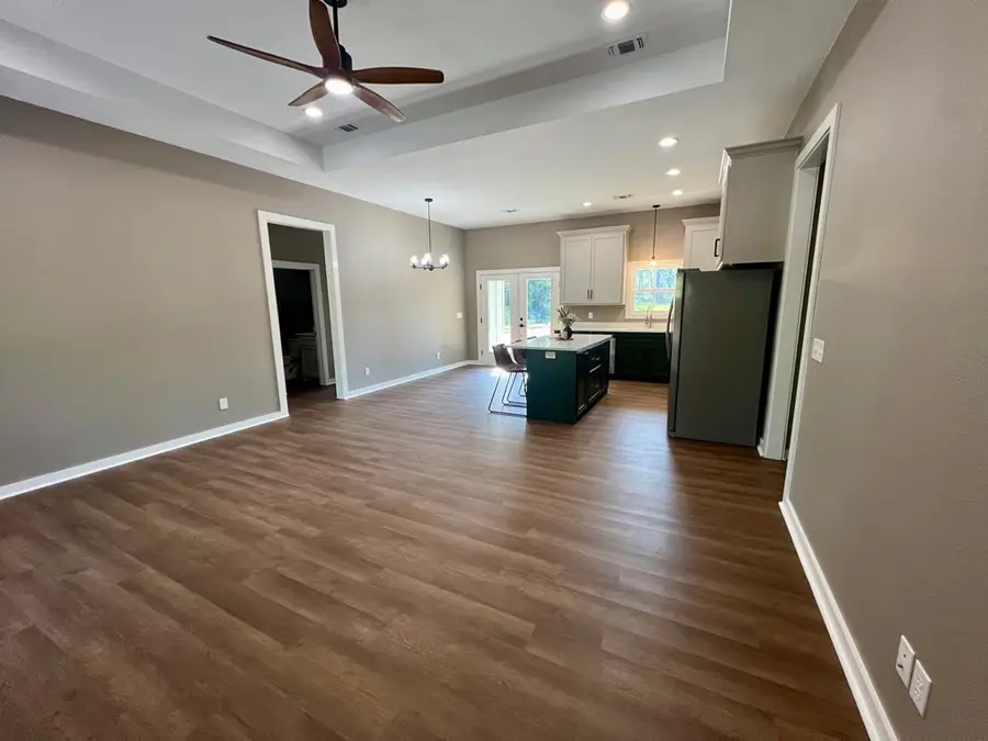 105 Cooper Rd, Zavalla, TX 75980 - Image #3