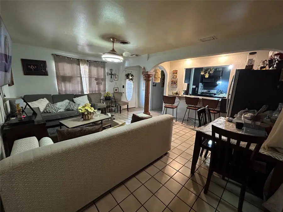 1114 Elton Street, Houston, TX 77034 - Image #3