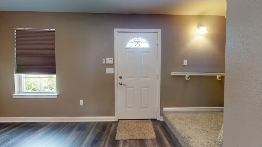 302 Georgia Street #A-B, South Houston, TX 77587 - Image #2