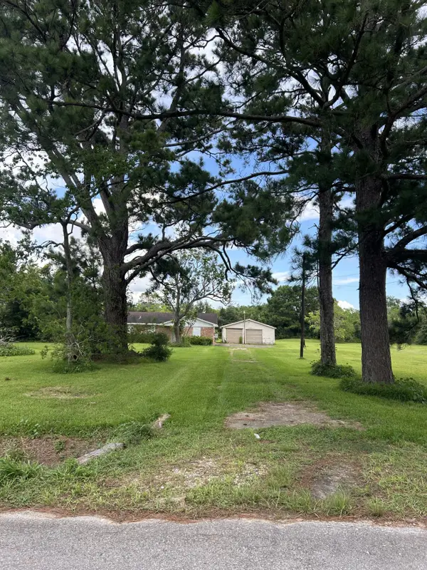 5107 Avenue R, Santa Fe, TX 77510