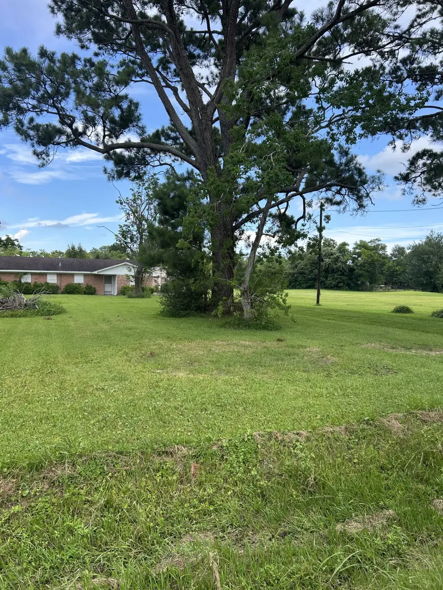 5107 Avenue R, Santa Fe, TX 77510 - #3