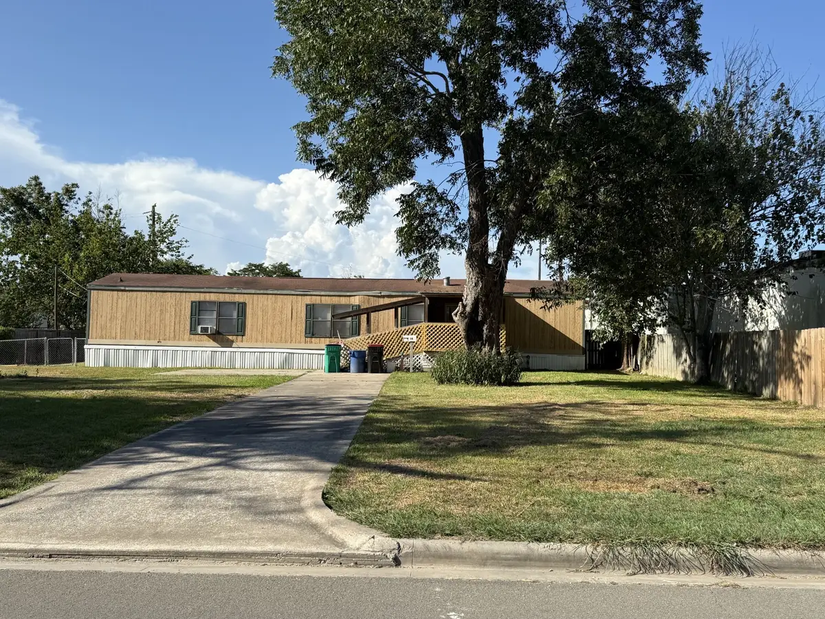 14 William Avenue, Baytown, TX 77520 - #1