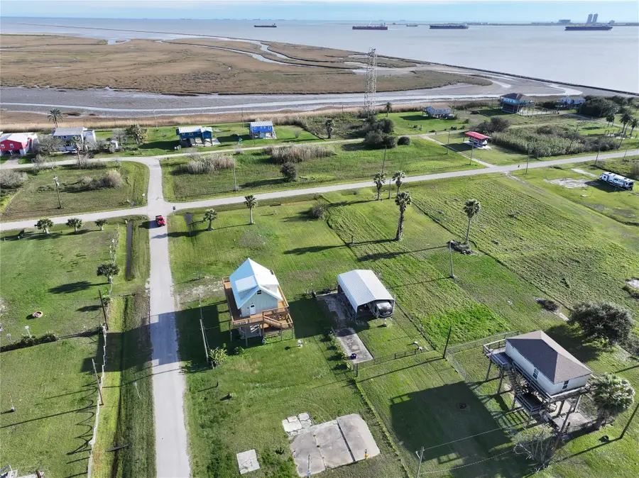 1921 Galveston Avenue, Port Bolivar, TX 77650 - #3
