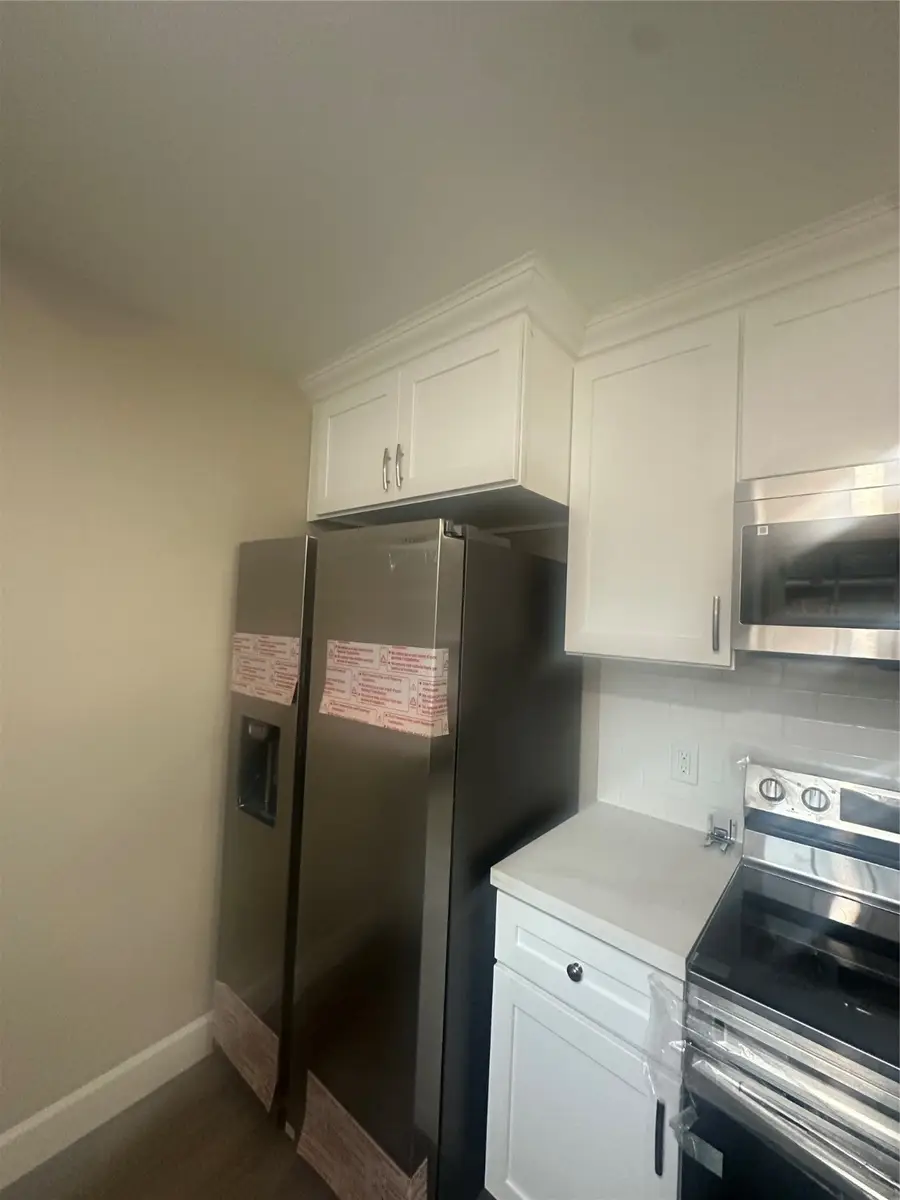 604 Verhalen Road #604B, Alvin, TX 77511 - Image #2