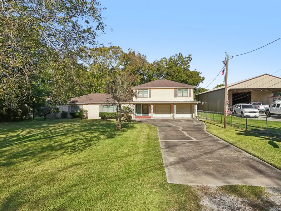 4733 Oleander Street, Bacliff, TX 77518 - #2
