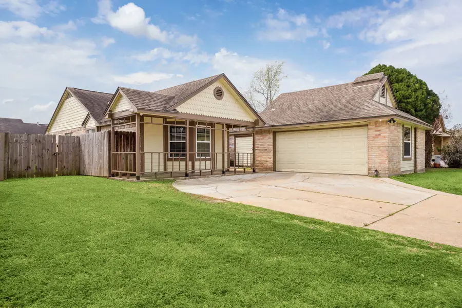 12007 Fairpoint Drive, Houston, TX 77099 - Image #2