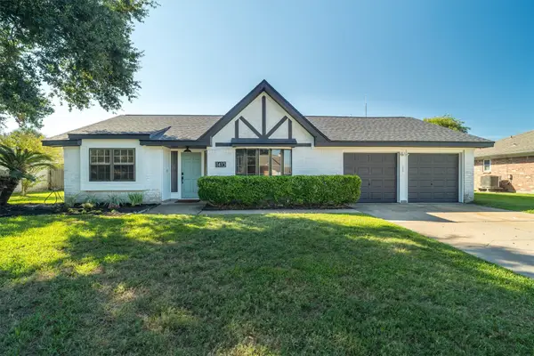 1413 21st Avenue N, Texas City, TX 77590