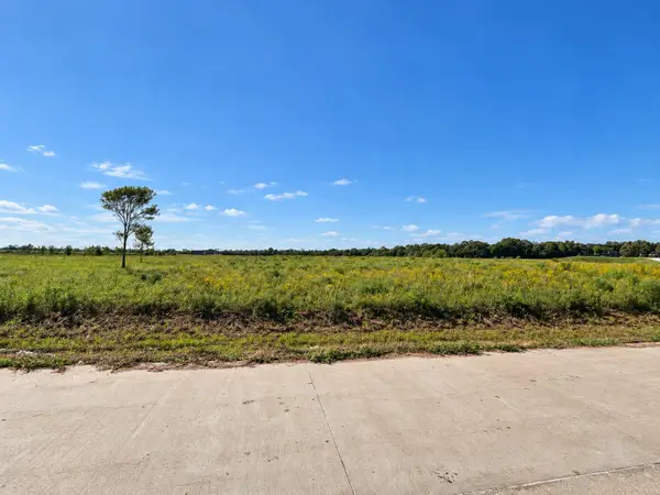 12515 Ridgeleigh Drive, Beaumont, TX 77705