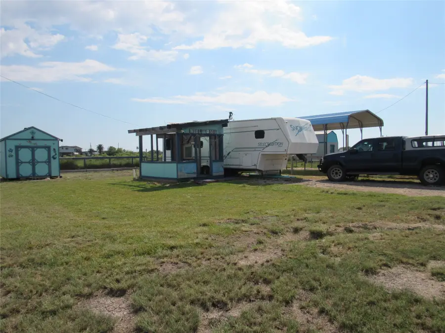 185 Curlew Street, Sargent, TX 77414 - Image #2