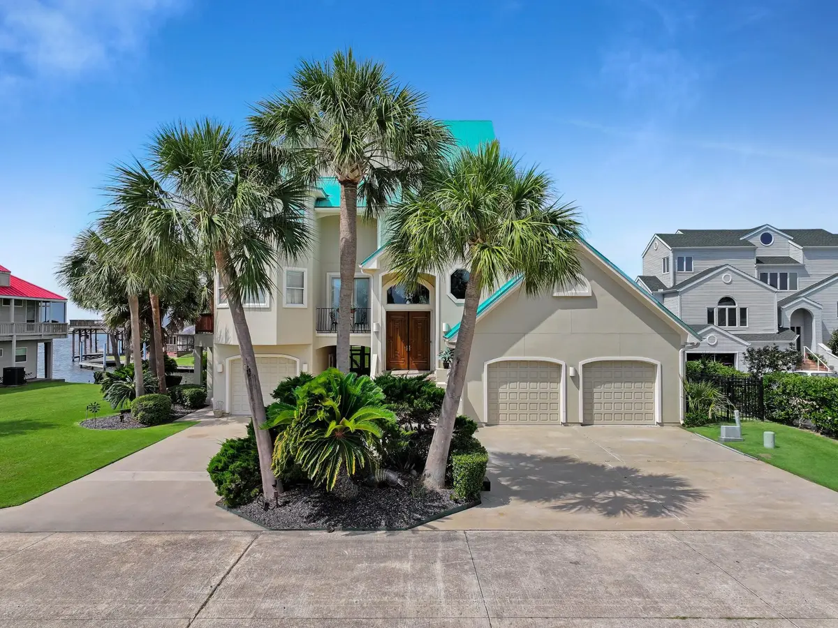 425 Island Way, Port Arthur, TX 77640 - #1