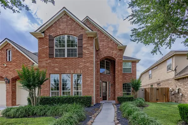 222 Trillium Drive, Sugar Land, TX 77479