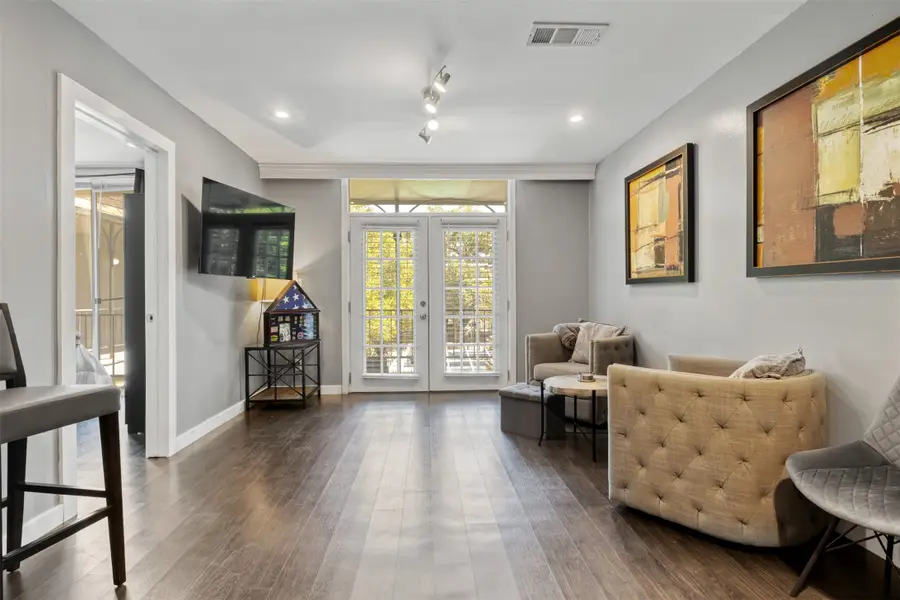 3300 Yorktown Street #24, Houston, TX 77056 - Image #2